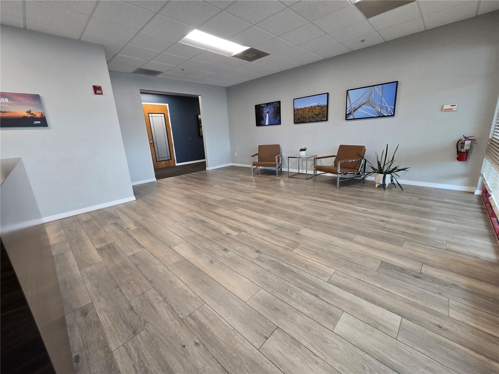 Image 3 of 77 For 255 Pine Avenue N