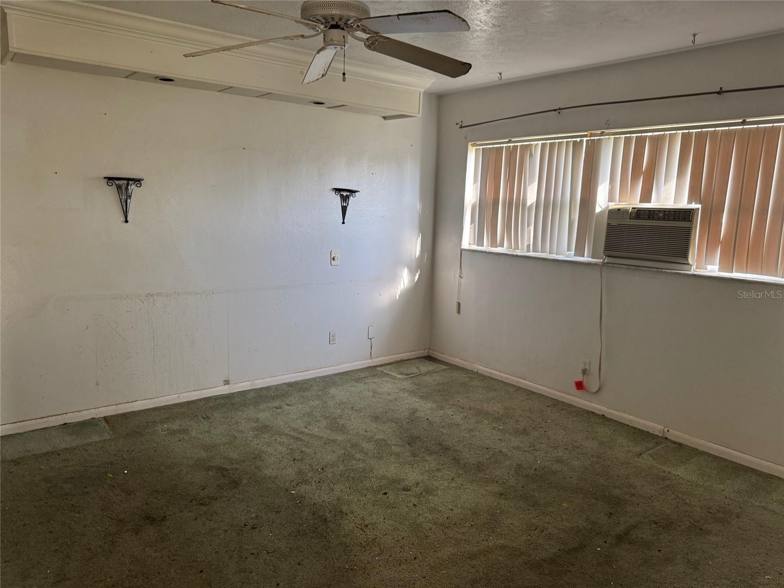 Image 12 of 25 For 5600 9th Avenue N