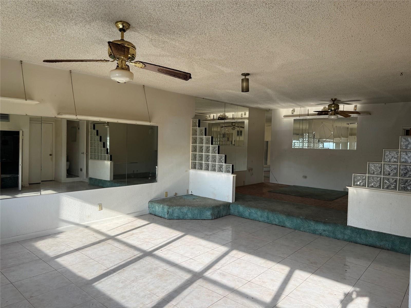 Image 16 of 25 For 5600 9th Avenue N