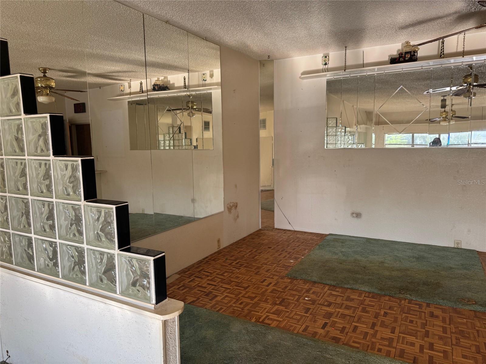 Image 19 of 25 For 5600 9th Avenue N