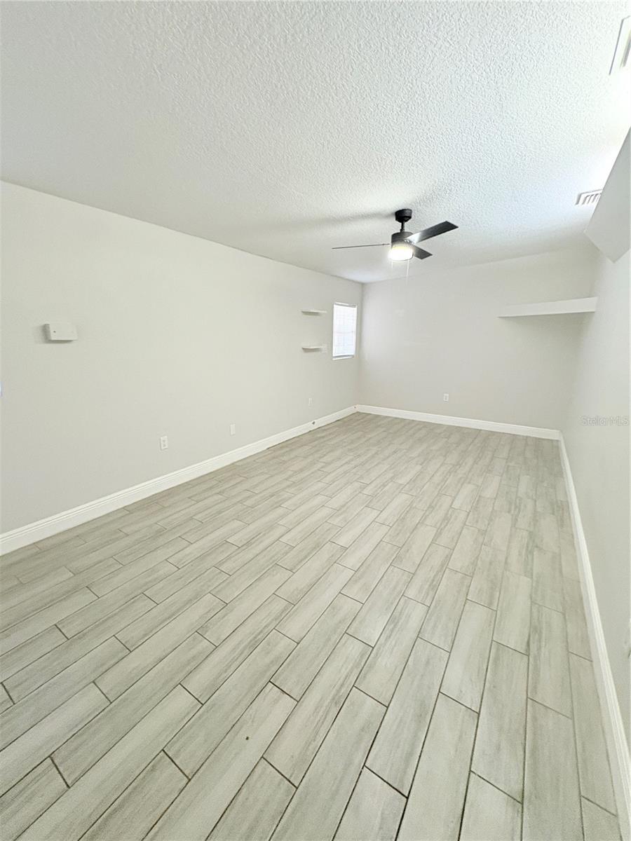 Image 2 of 30 For 4203 Yukon Street