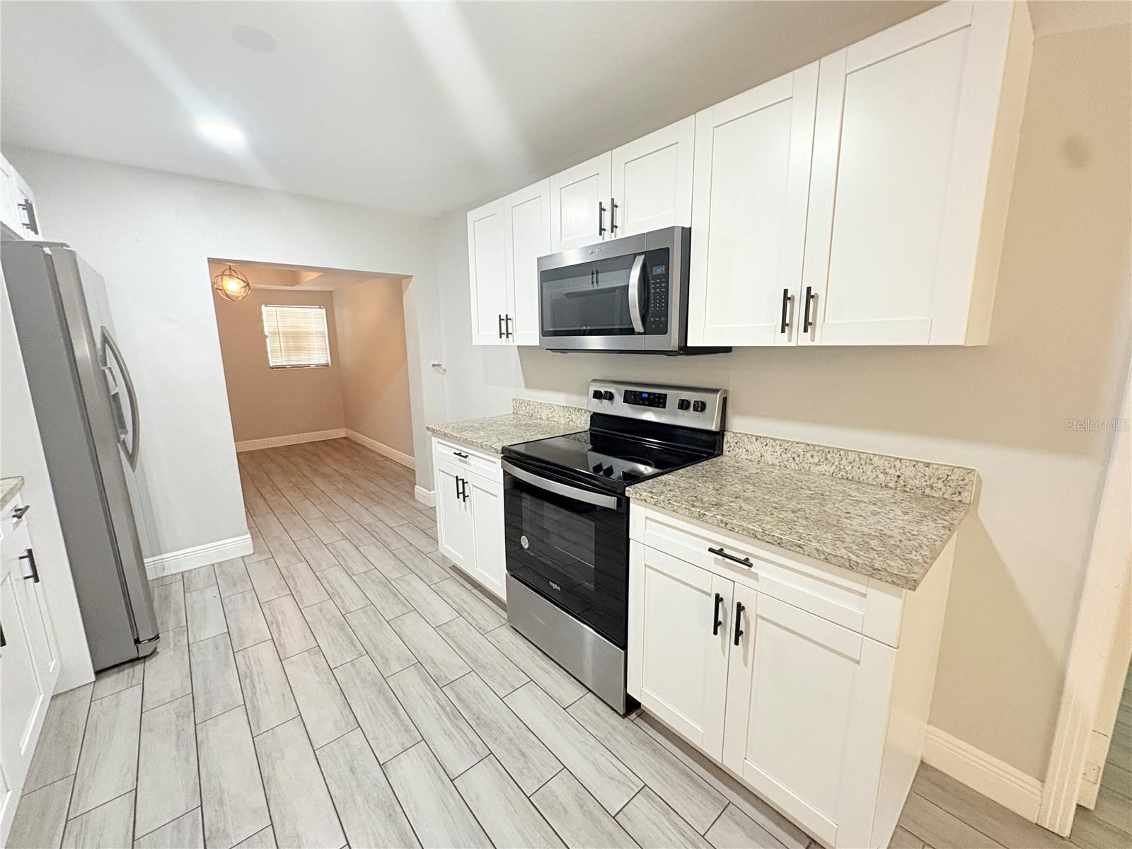 Image 4 of 30 For 4203 Yukon Street