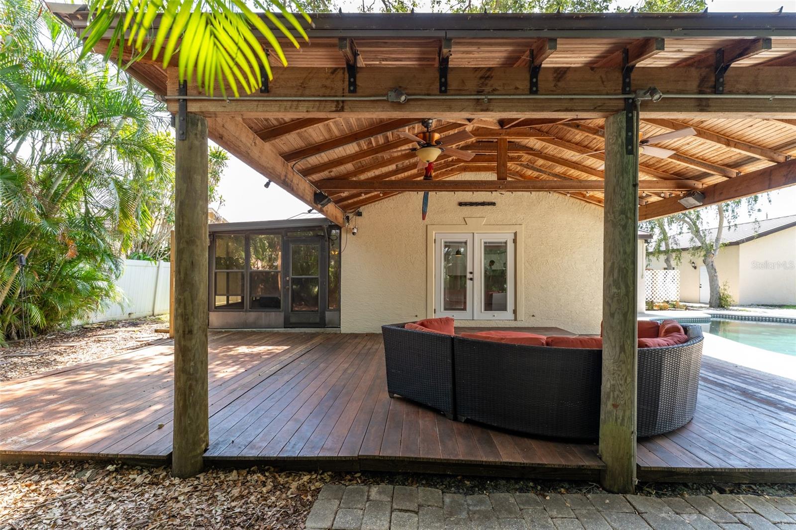 Image 11 of 45 For 11988 117th Street