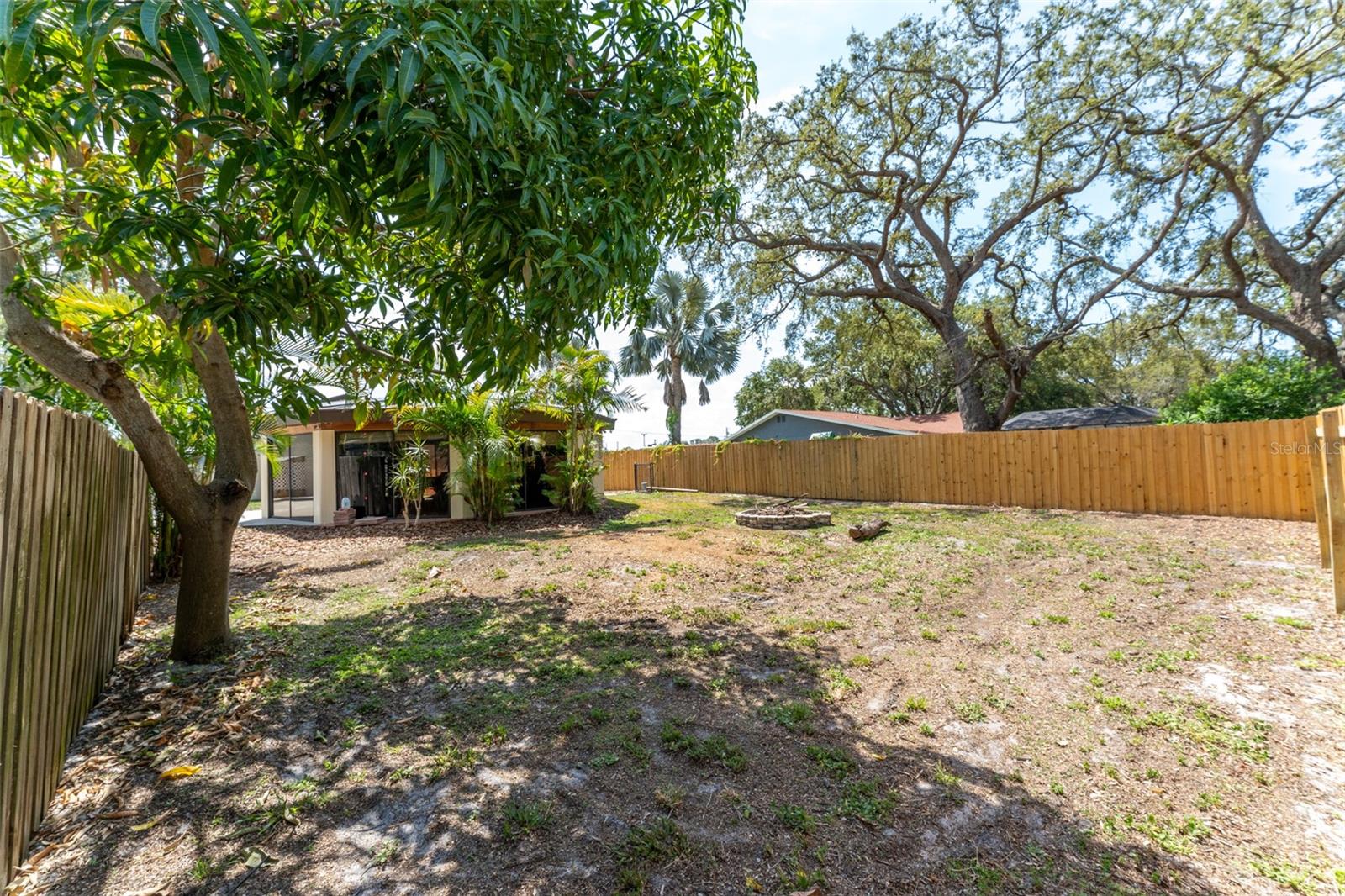 Image 19 of 45 For 11988 117th Street
