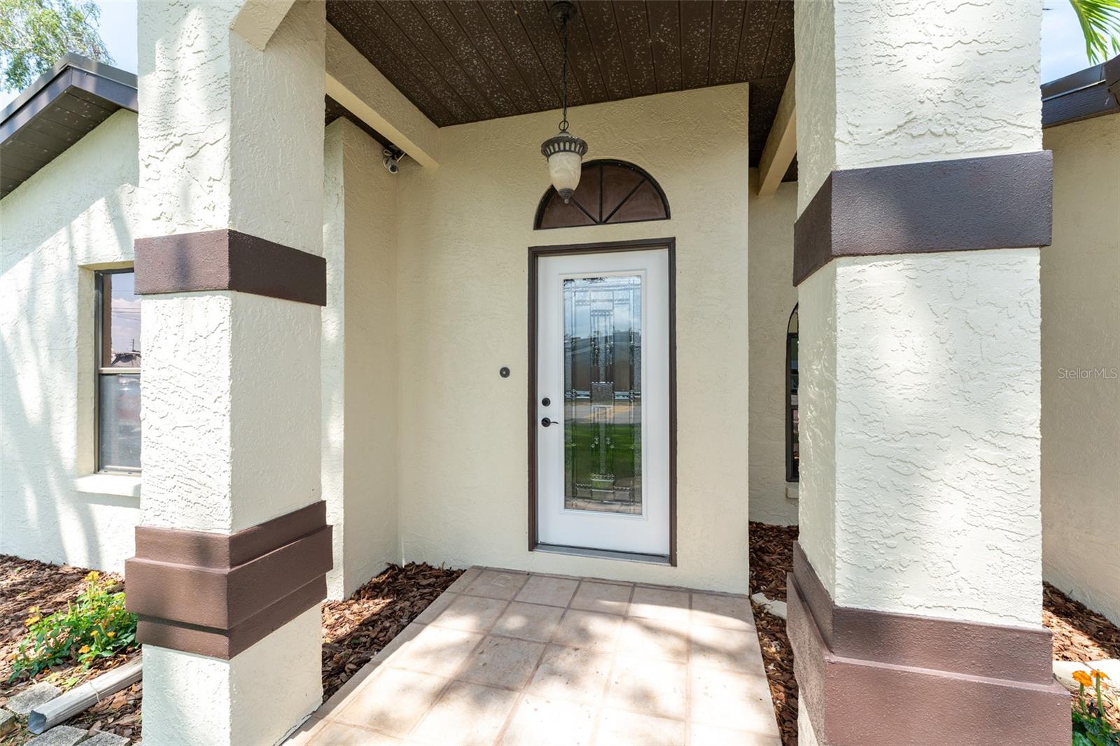 Image 28 of 45 For 11988 117th Street