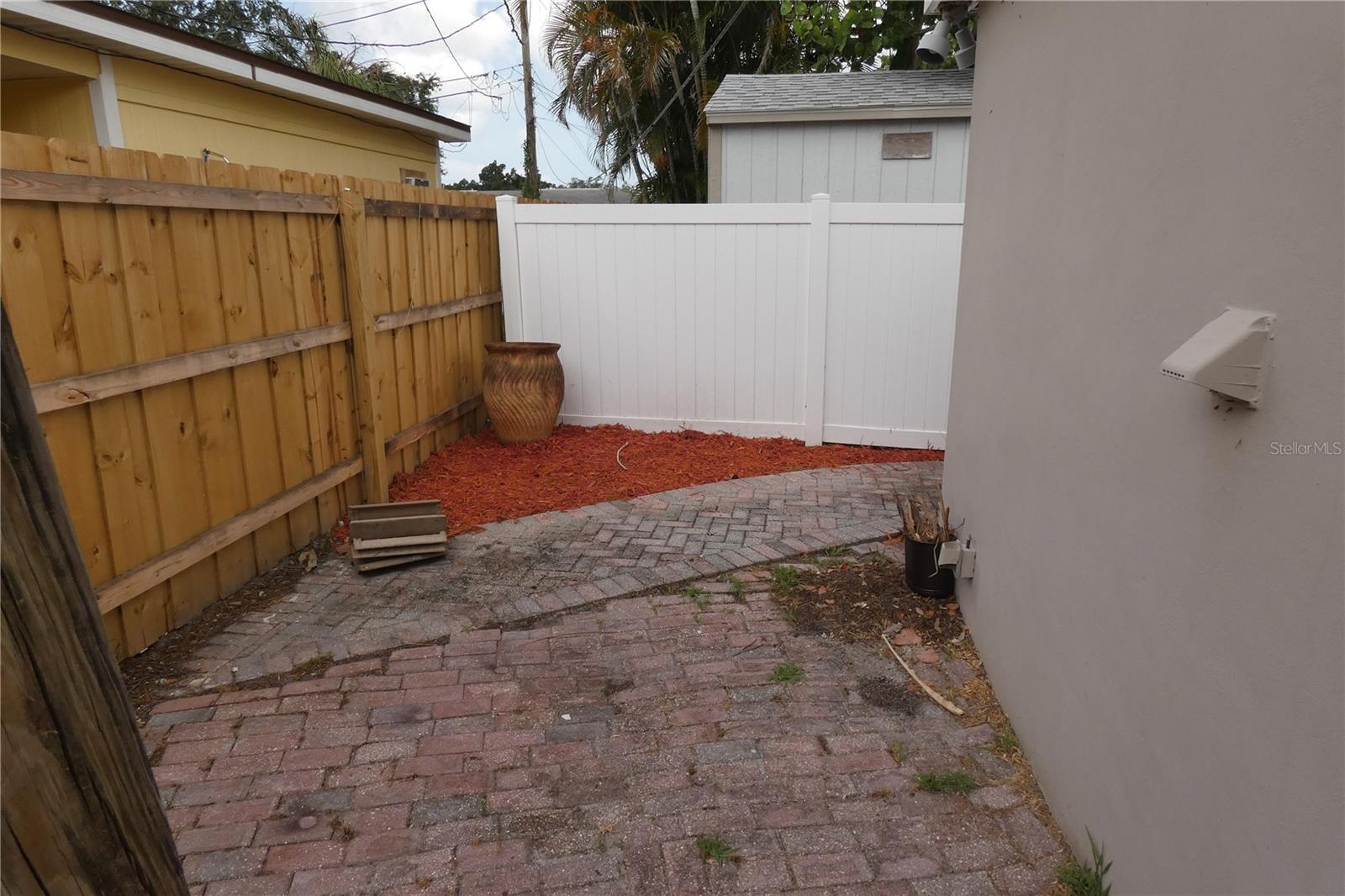 Image 19 of 21 For 8468 7th Way N