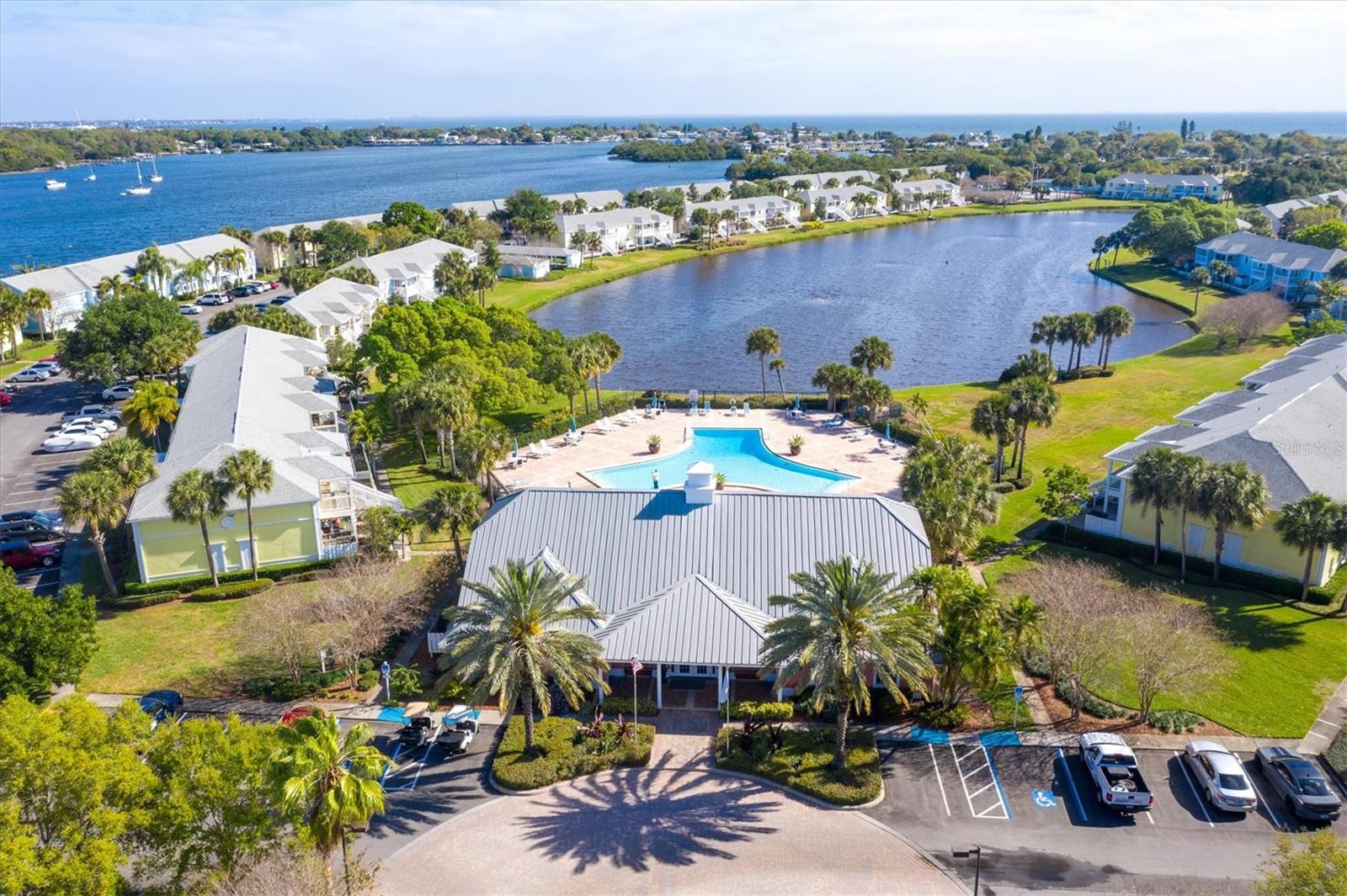 Details for 102 Pompano Drive Se C, ST PETERSBURG, FL 33705