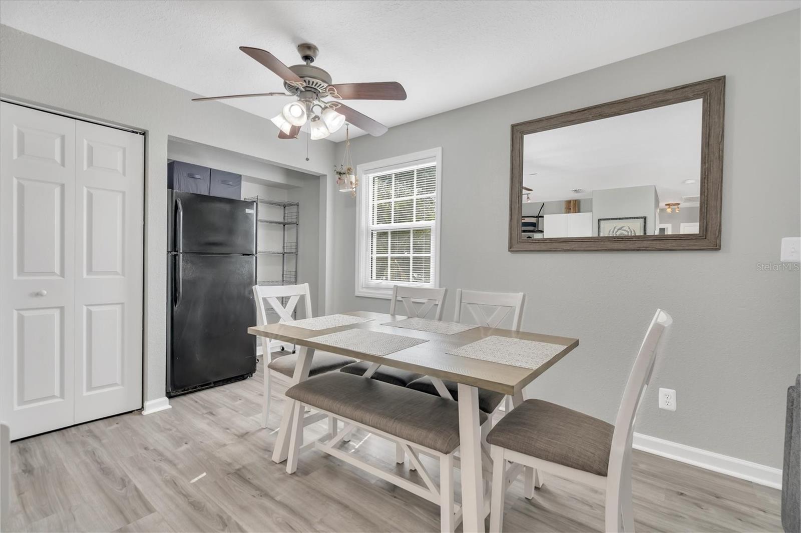 Image 10 of 43 For 102 Pompano Drive Se C