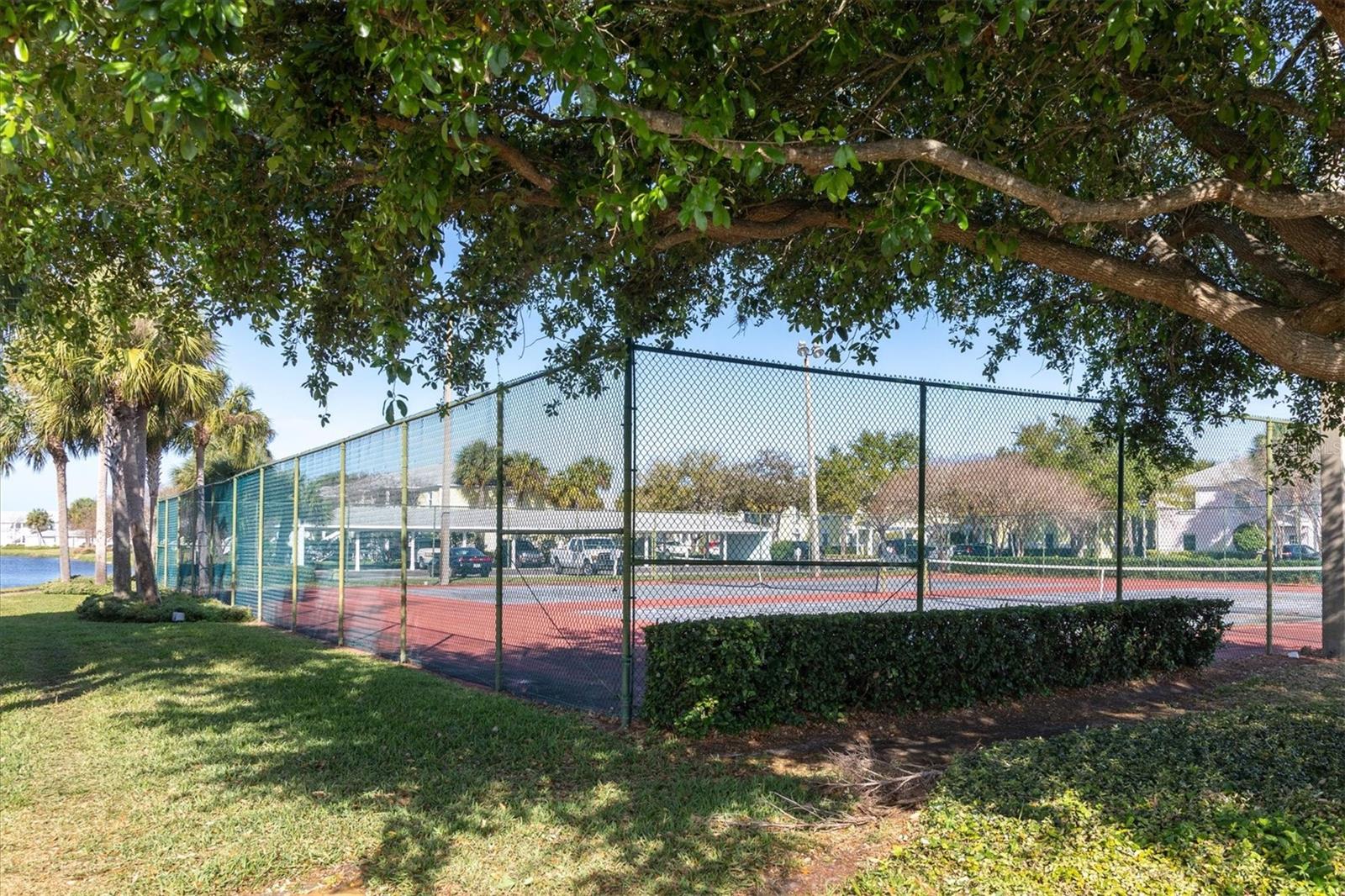 Image 35 of 43 For 102 Pompano Drive Se C