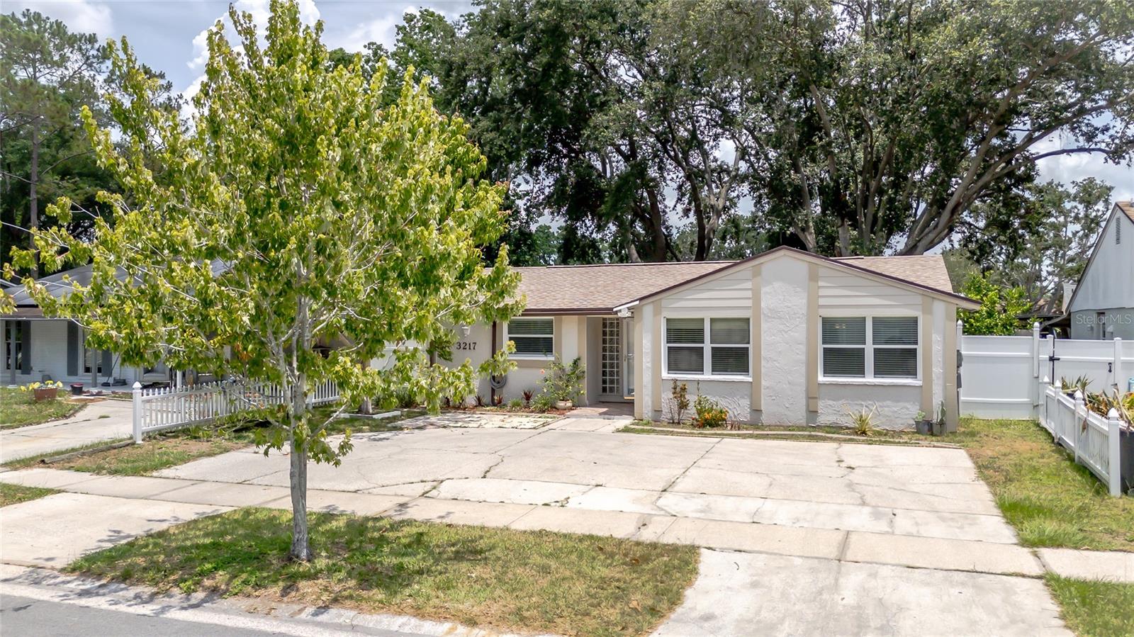 Details for 3217 Saddlebrook Avenue, TAMPA, FL 33618