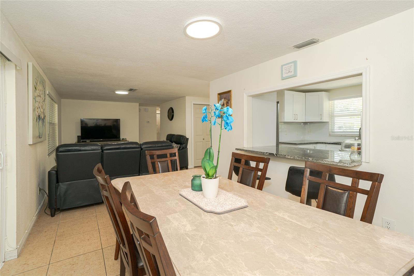 Image 11 of 45 For 3217 Saddlebrook Avenue