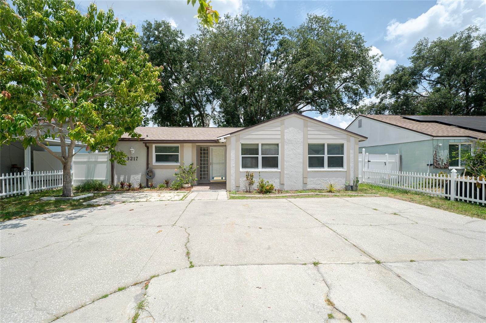 Image 36 of 45 For 3217 Saddlebrook Avenue