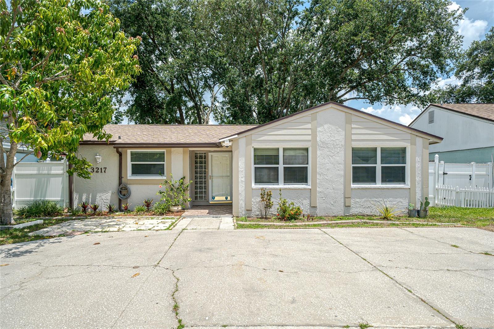 Image 37 of 45 For 3217 Saddlebrook Avenue