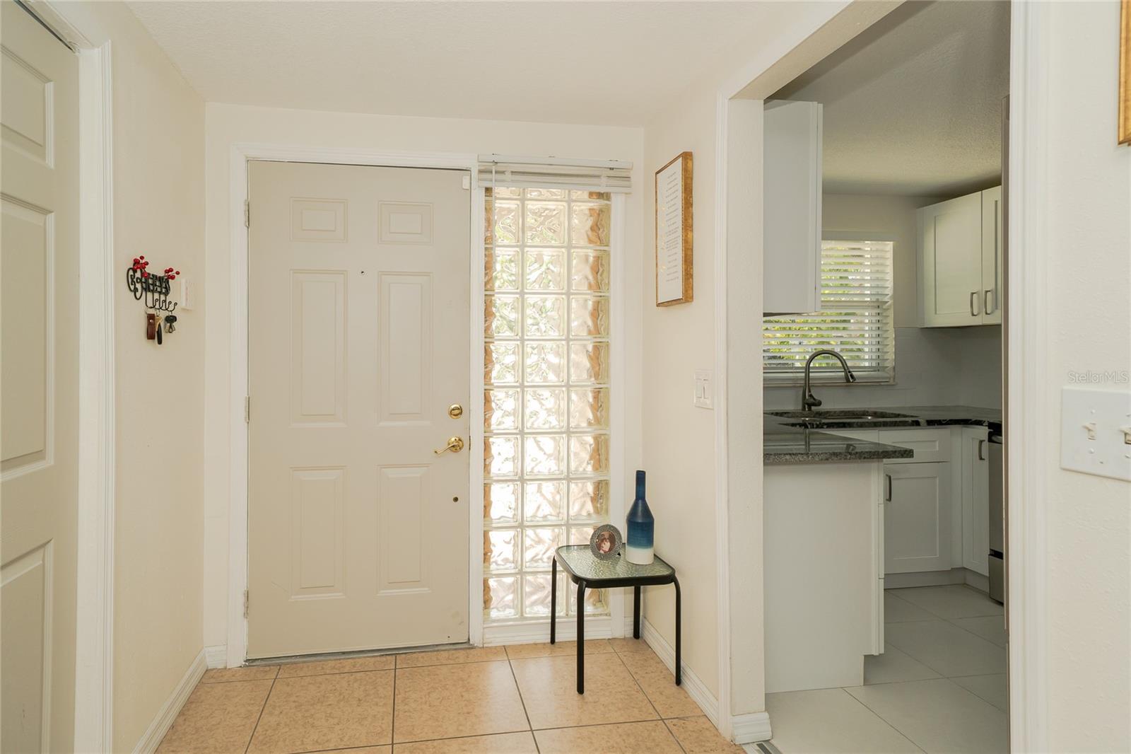 Image 6 of 45 For 3217 Saddlebrook Avenue