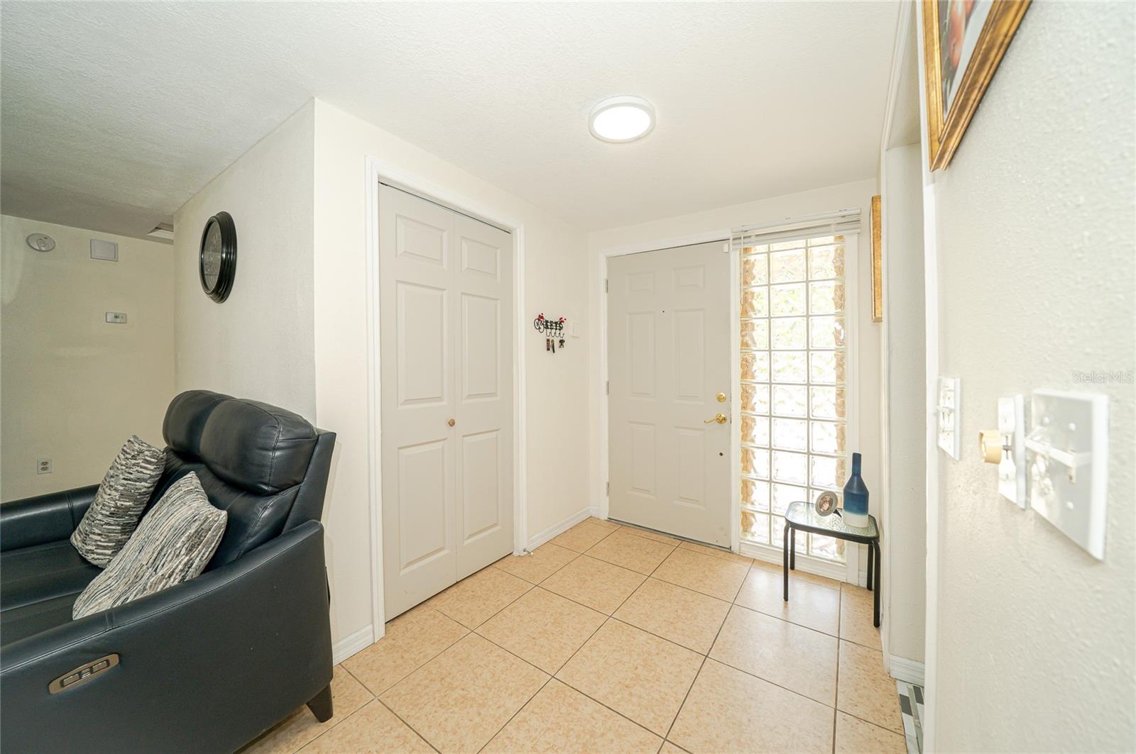 Image 7 of 45 For 3217 Saddlebrook Avenue