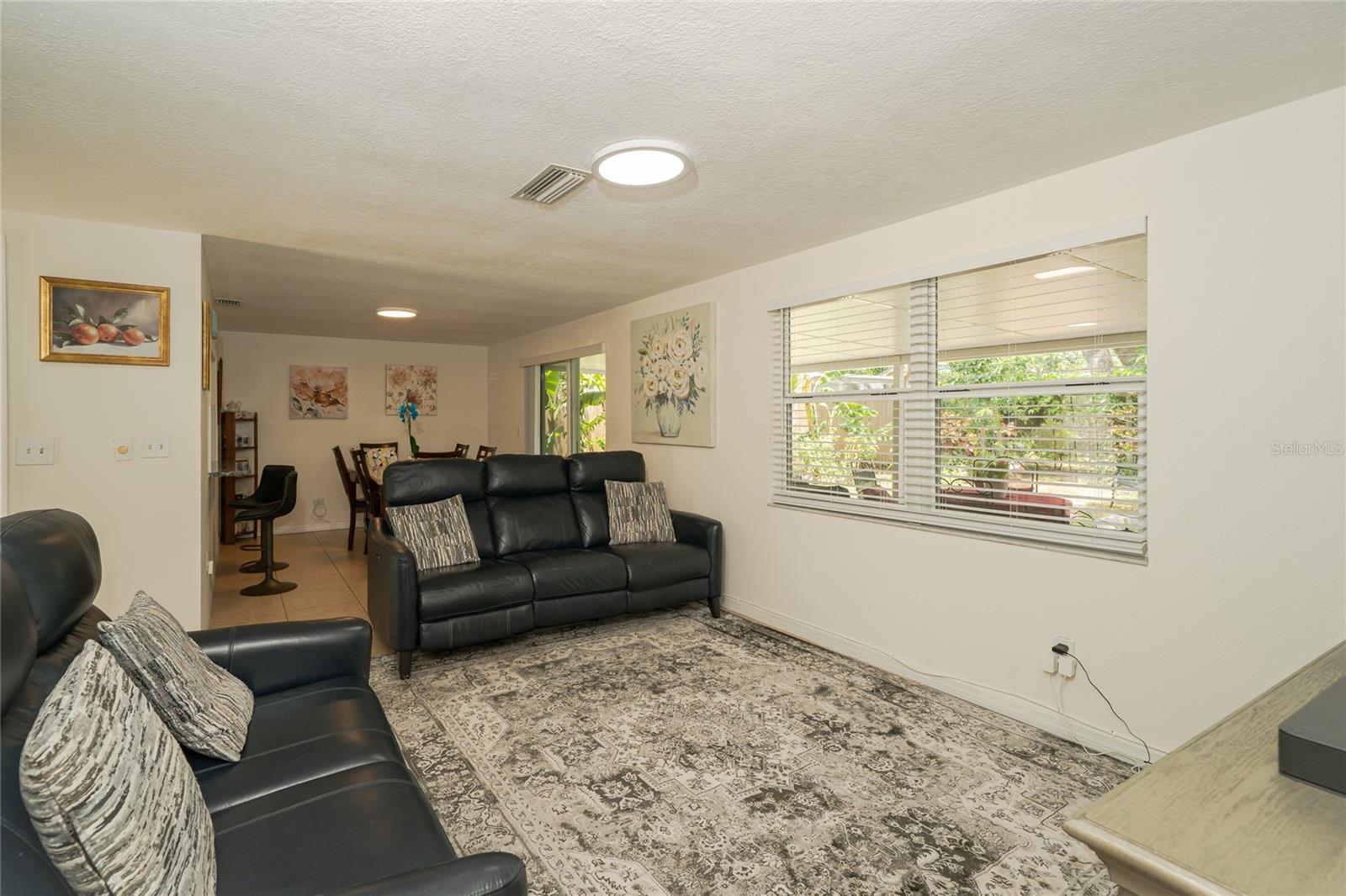 Image 9 of 45 For 3217 Saddlebrook Avenue