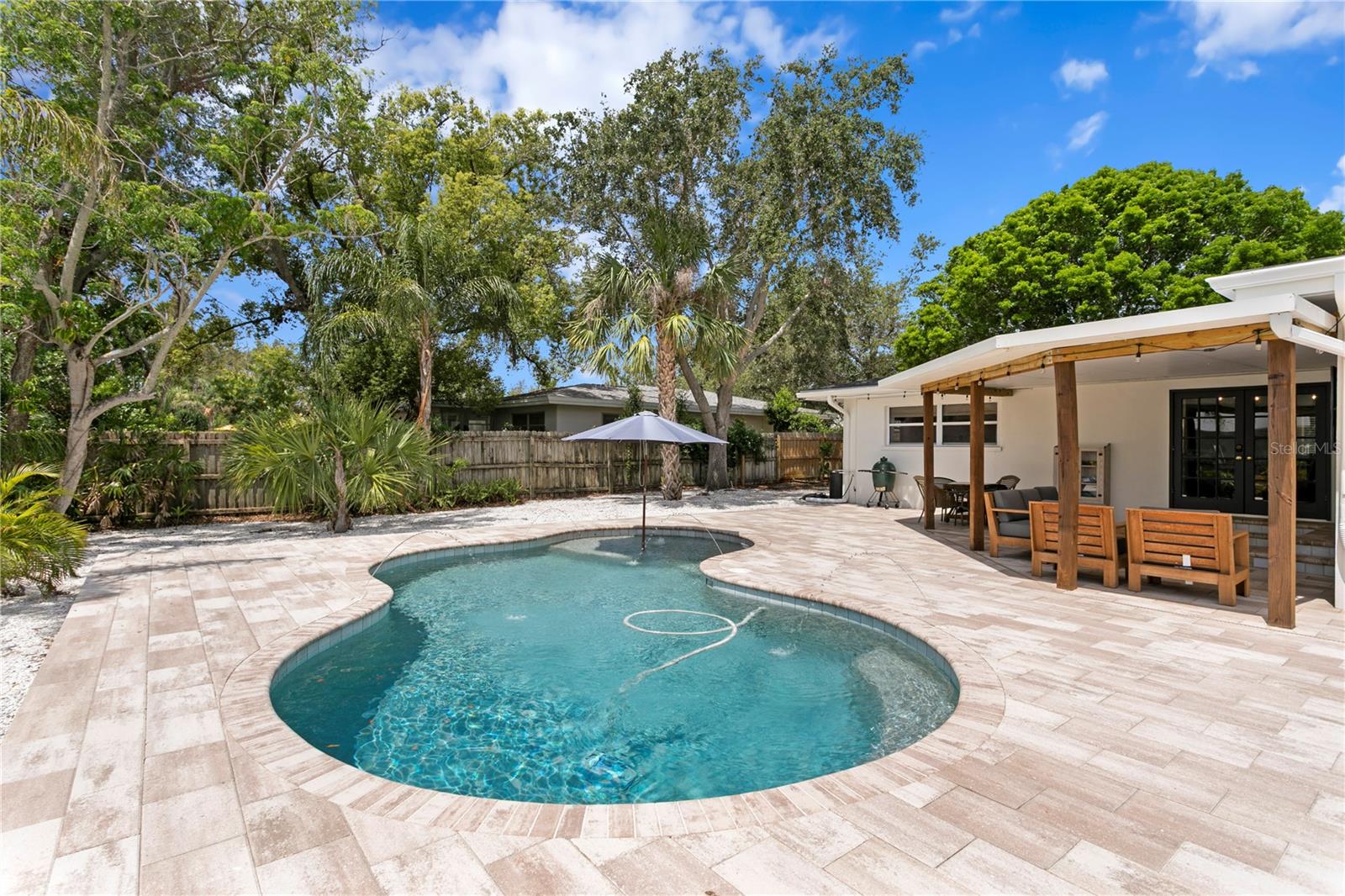Image 2 of 49 For 125 Live Oak Lane