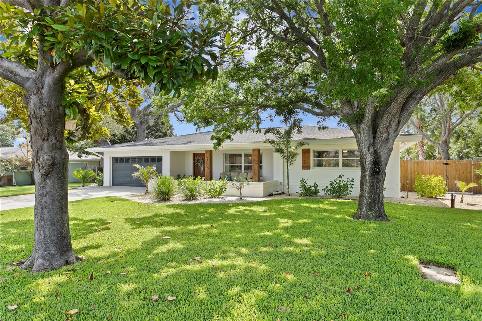 Image 47 of 49 For 125 Live Oak Lane
