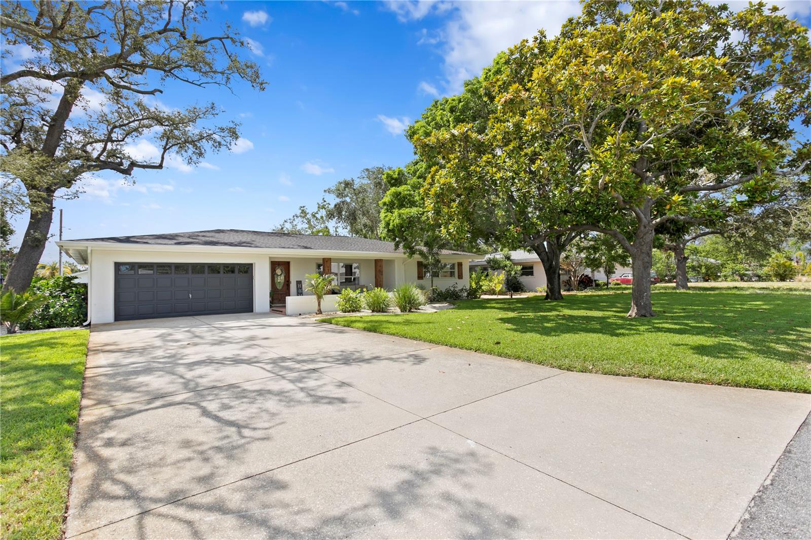 Image 49 of 49 For 125 Live Oak Lane