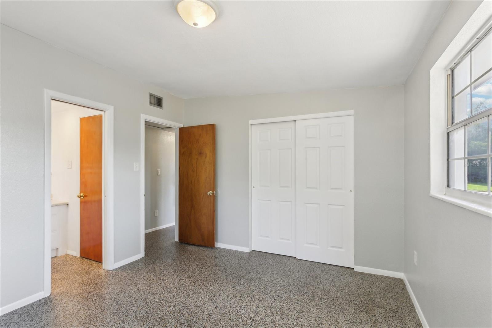 Image 22 of 41 For 2044 Temple Terrace