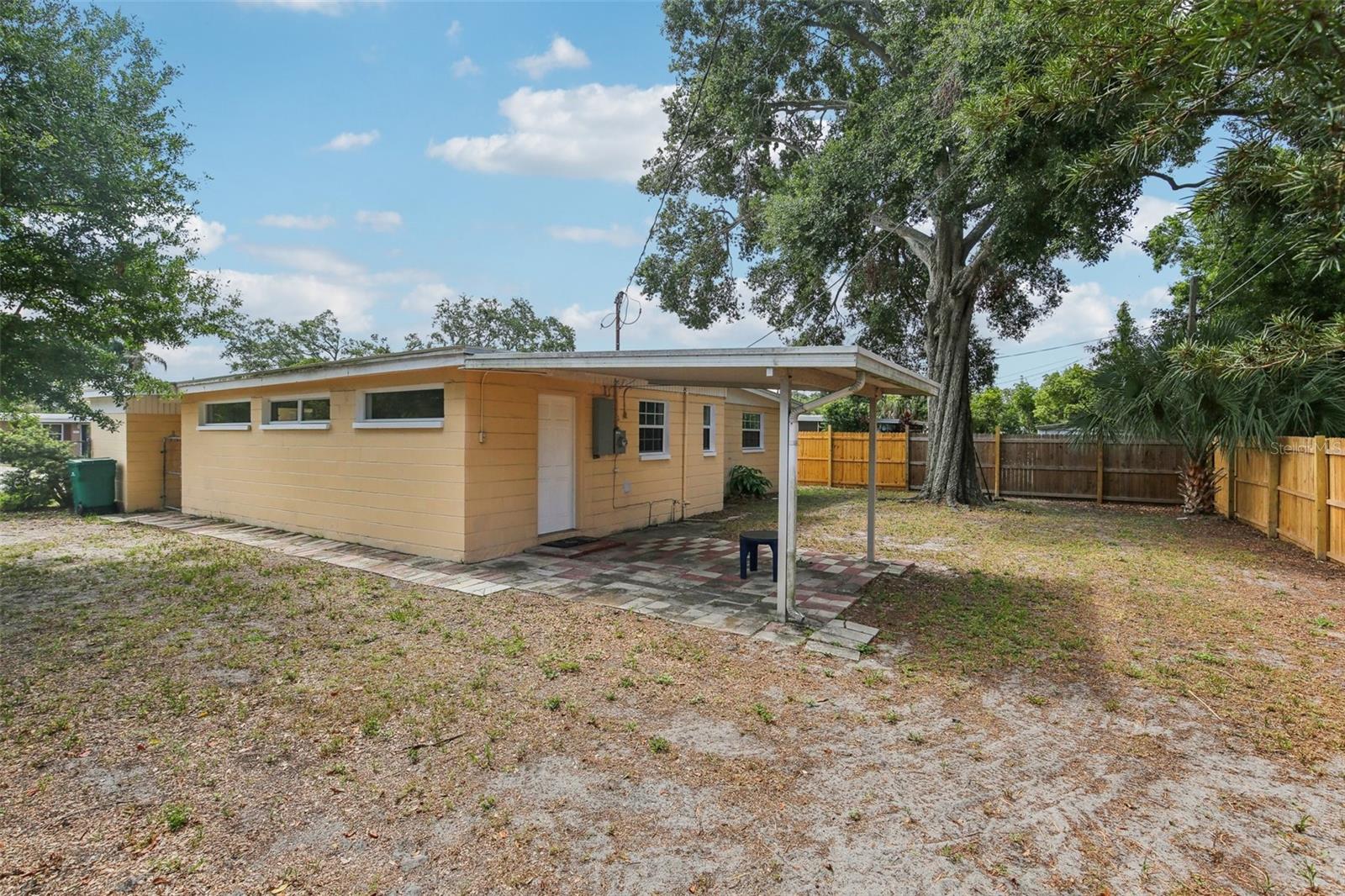 Image 40 of 41 For 2044 Temple Terrace