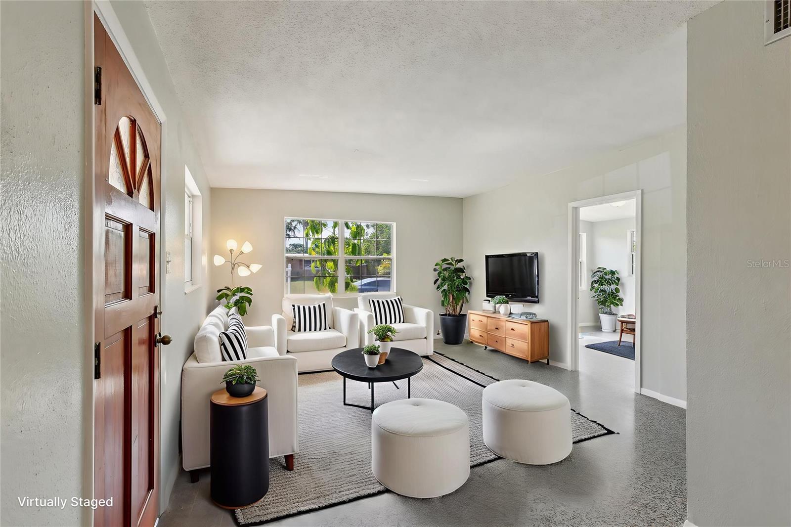 Image 8 of 41 For 2044 Temple Terrace