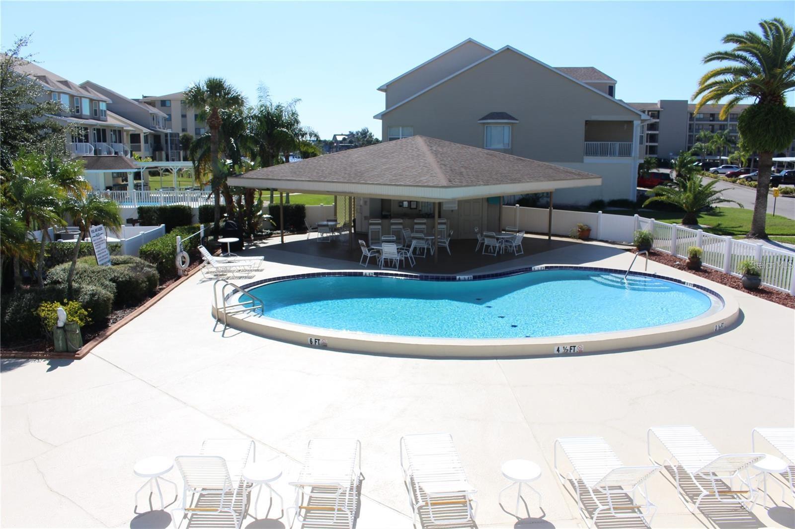 Listing photo id 5 for 4557 Harborpointe Drive