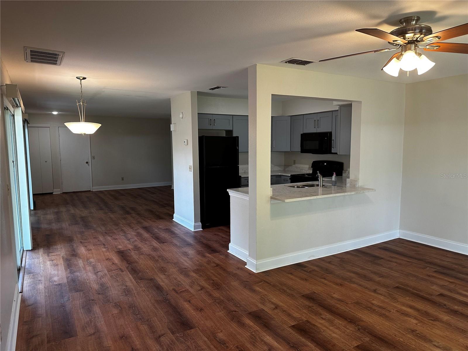 Image 3 of 14 For 14093 Trouville Drive