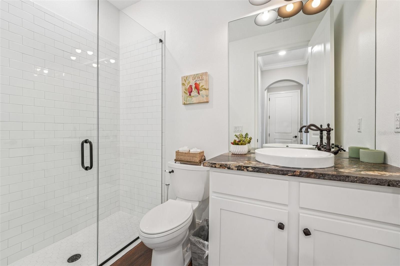 Listing photo id 21 for 19191 Pease Place