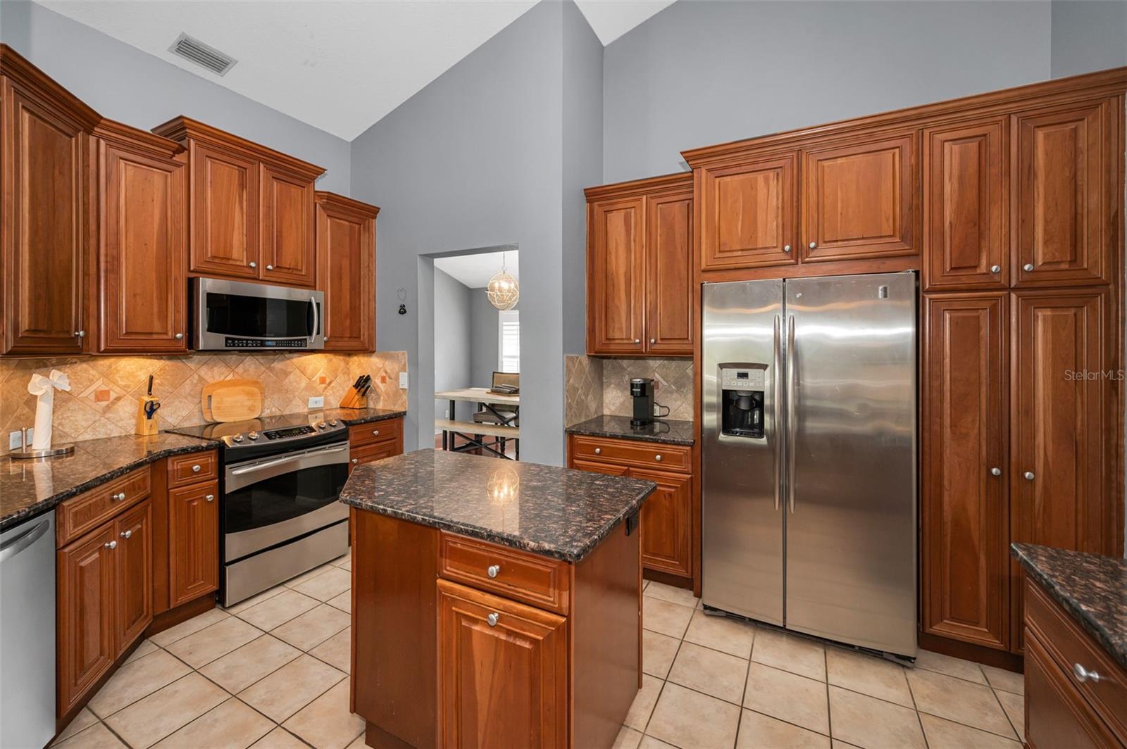 Image 22 of 100 For 4133 Auston Way