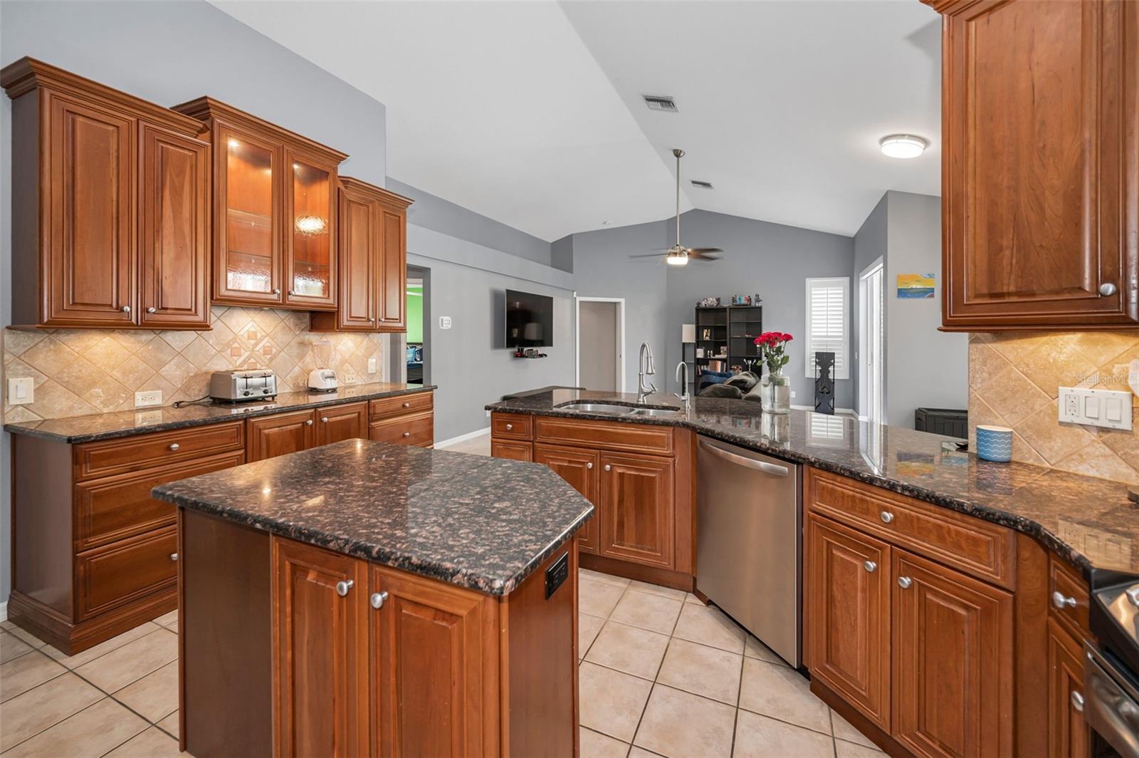 Image 23 of 100 For 4133 Auston Way