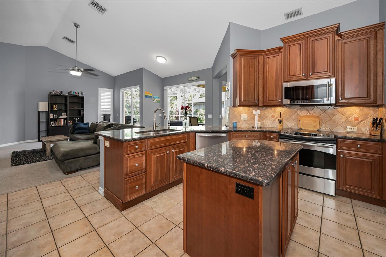 Image 24 of 100 For 4133 Auston Way