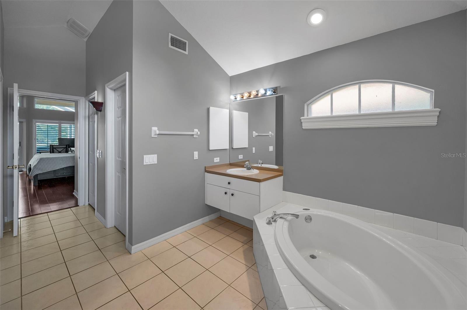 Image 34 of 100 For 4133 Auston Way