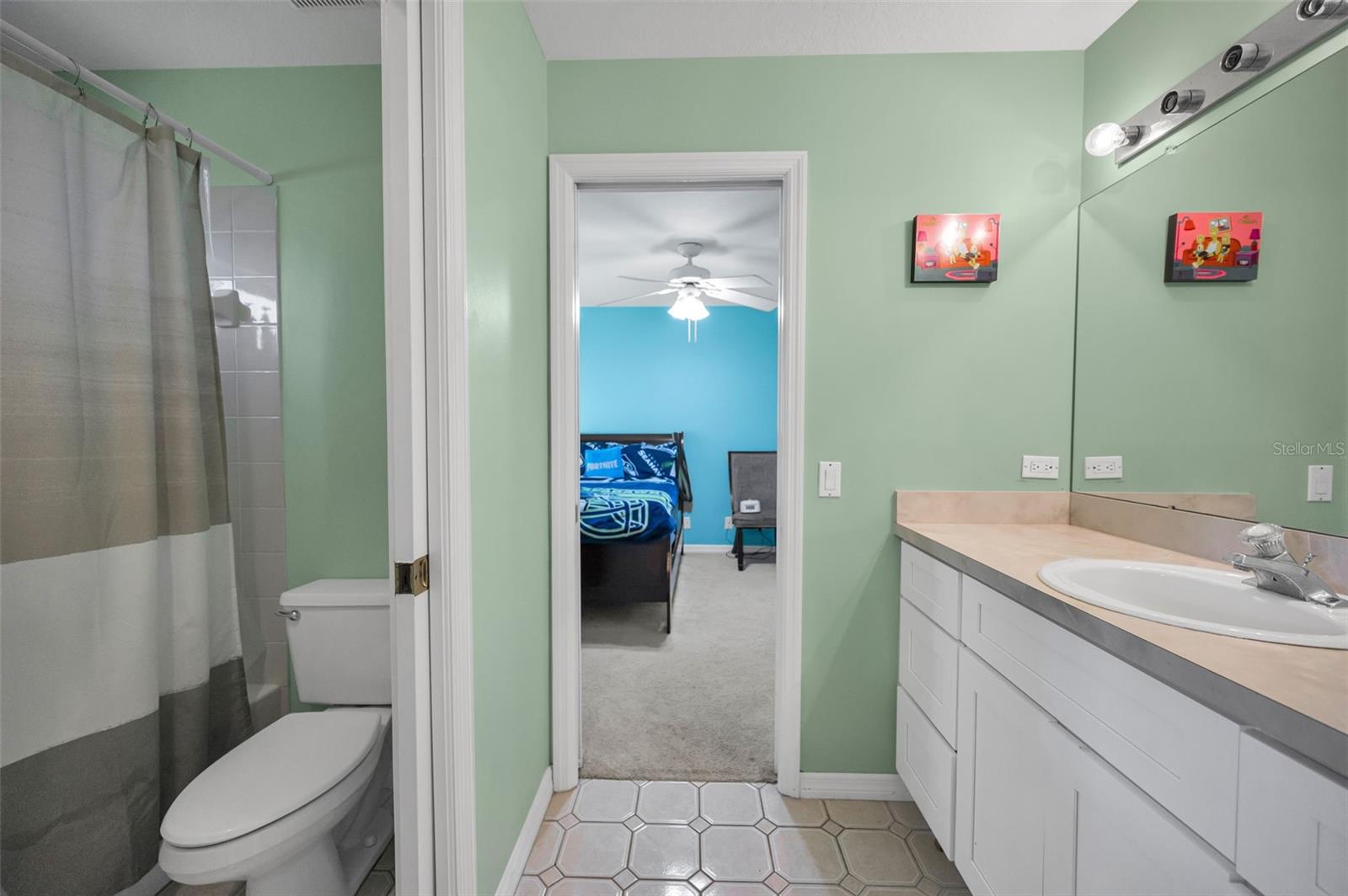 Image 39 of 100 For 4133 Auston Way