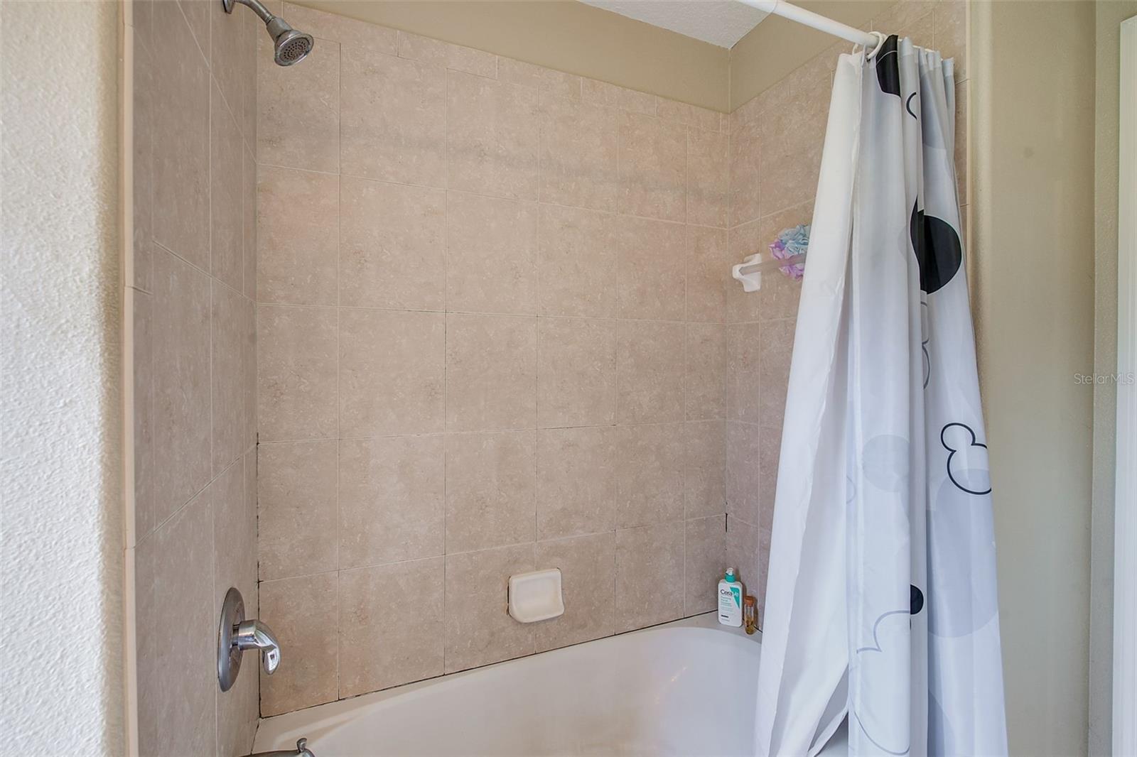 Image 23 of 64 For 2424 Caraway Drive