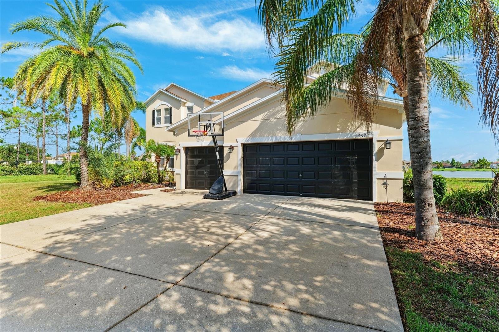 Image 4 of 38 For 5457 Sandy Shell Drive