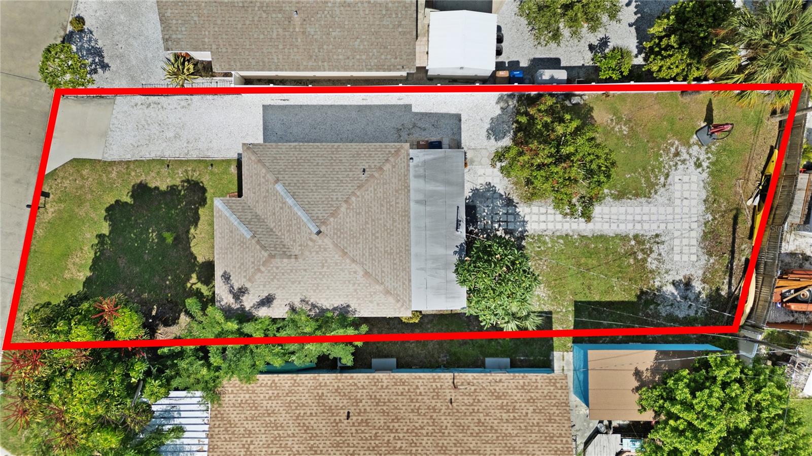 Image 19 of 24 For 13325 1st Street E