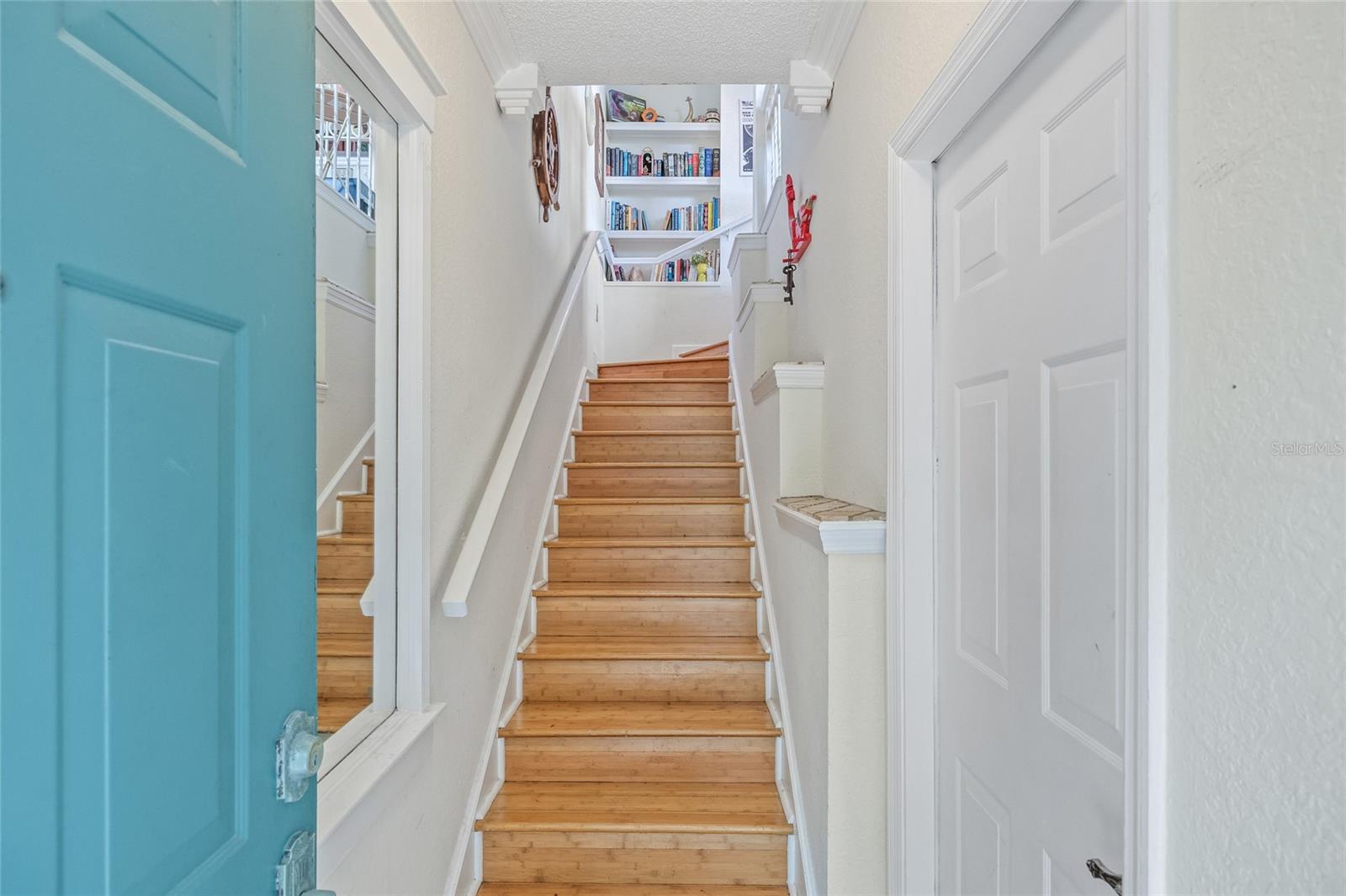 Image 8 of 49 For 741 Mainsail Drive