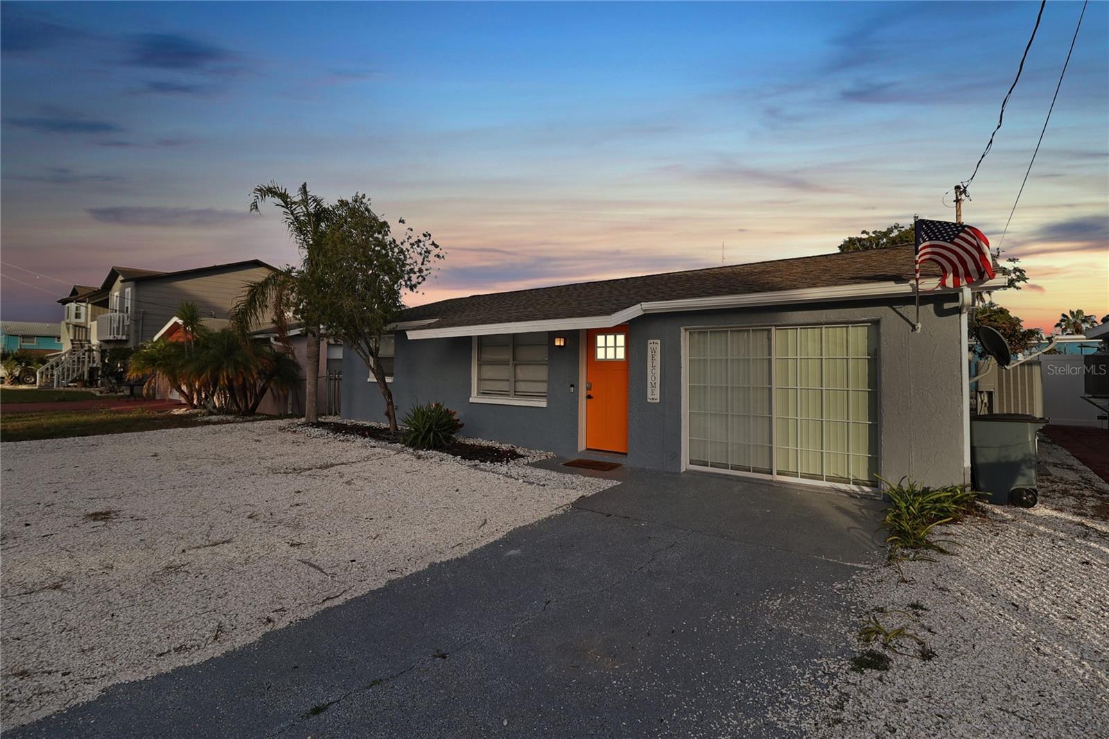Image 4 of 81 For 13800 Judy Avenue
