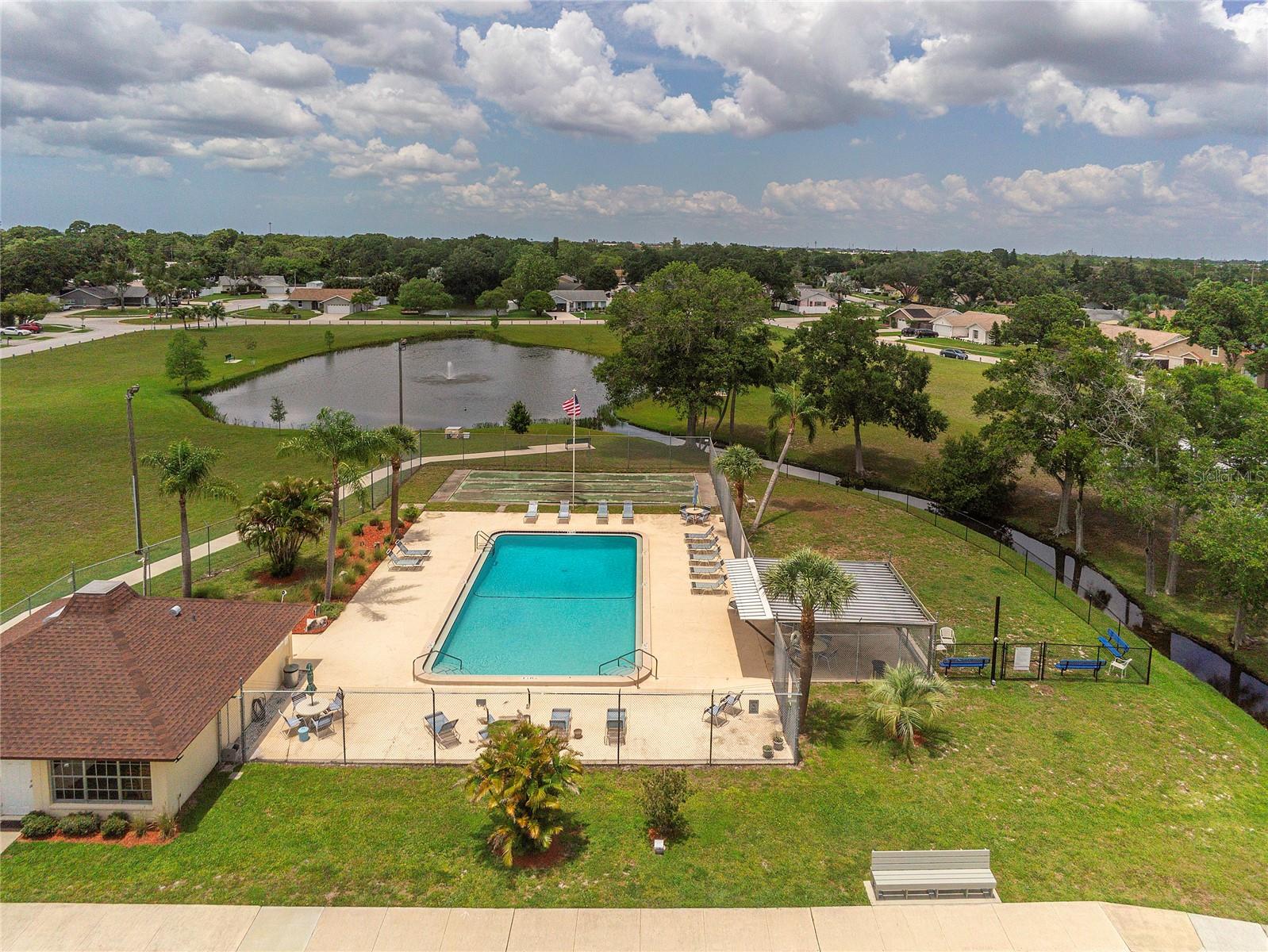Listing photo id 21 for 9831 83rd Way
