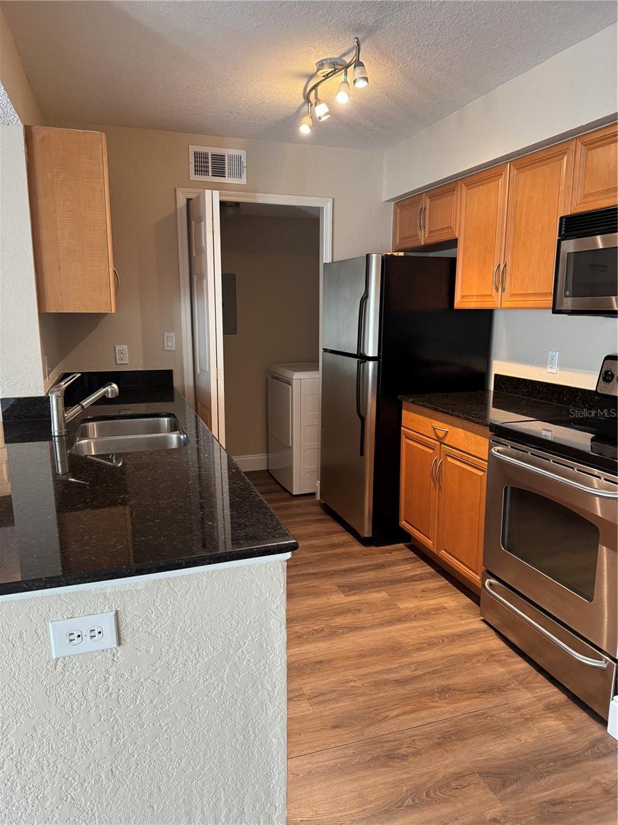 Image 2 of 25 For 3315 Haviland Court 201