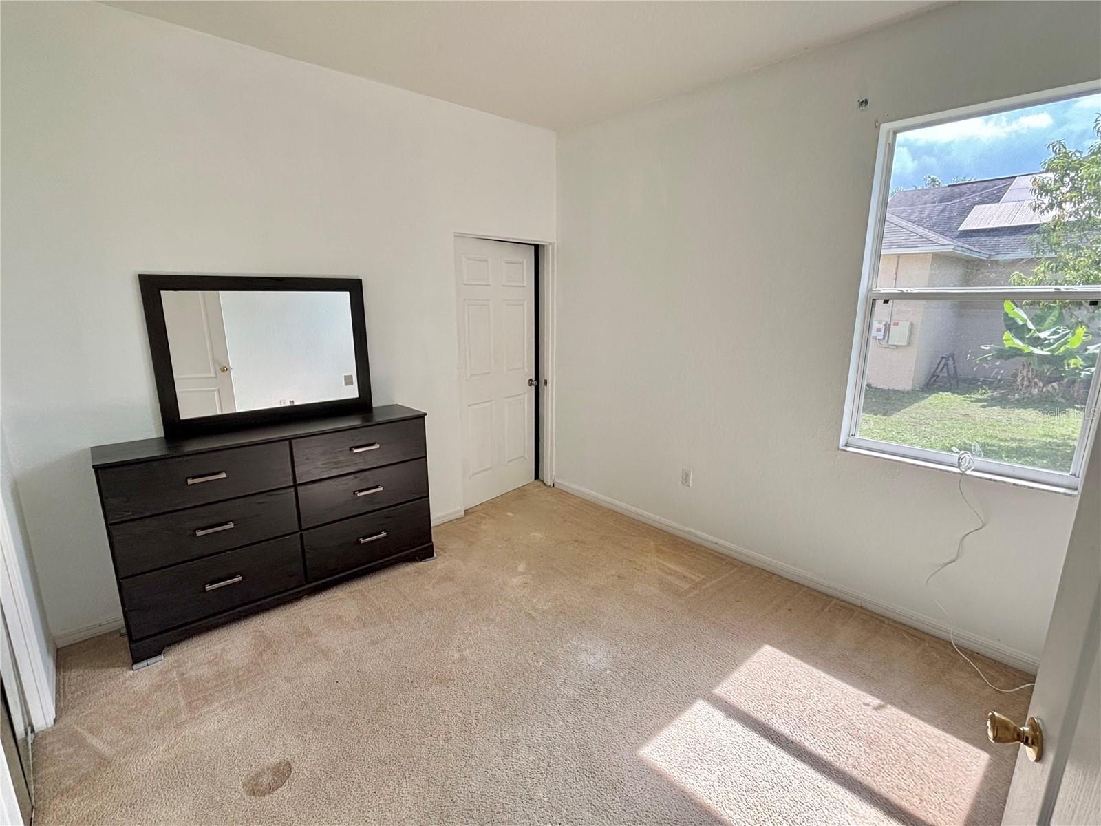 Image 11 of 21 For 7055 Heatherbrook Drive