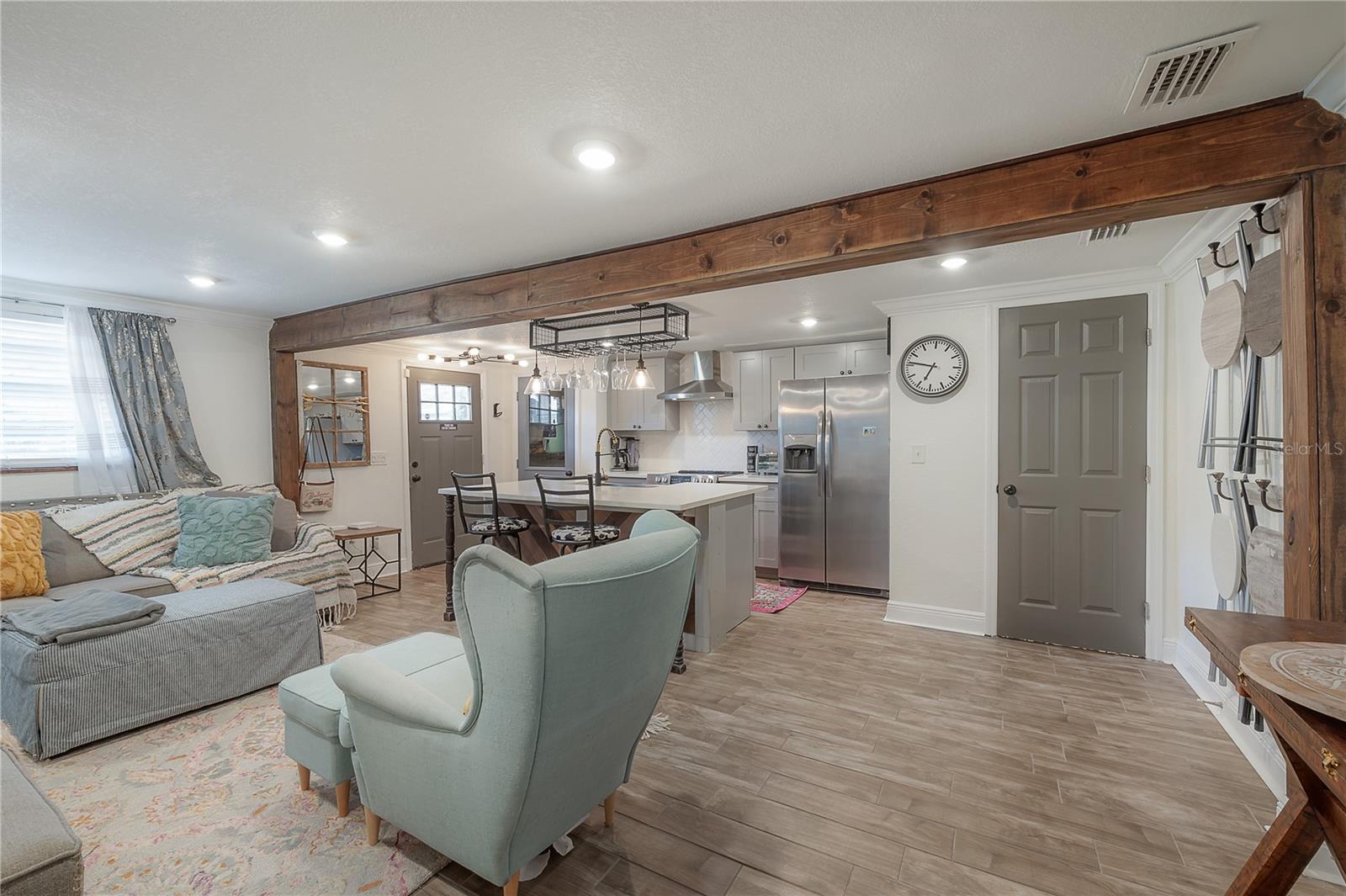 Image 12 of 41 For 5901 Cherokee Avenue