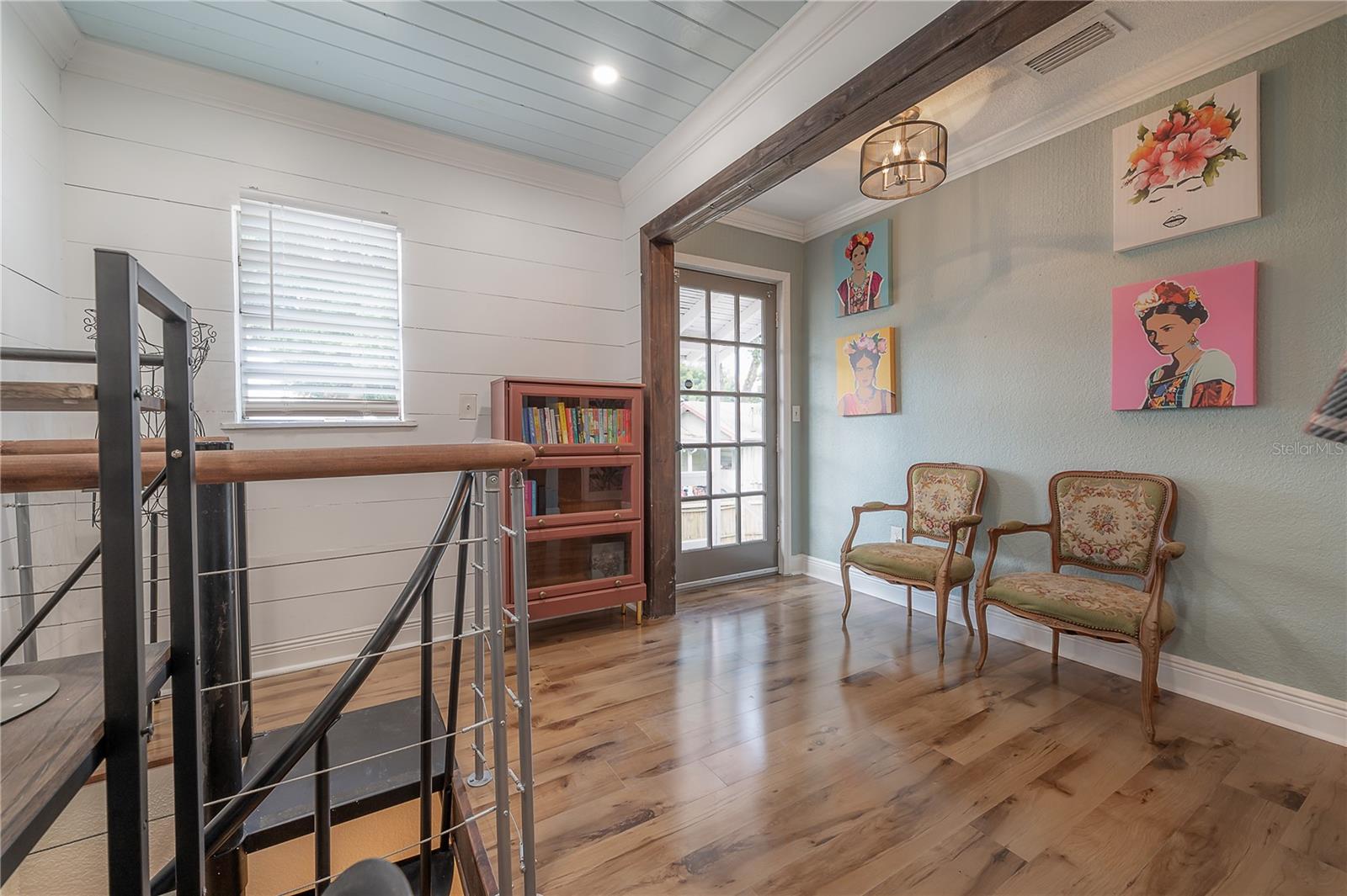 Image 33 of 41 For 5901 Cherokee Avenue