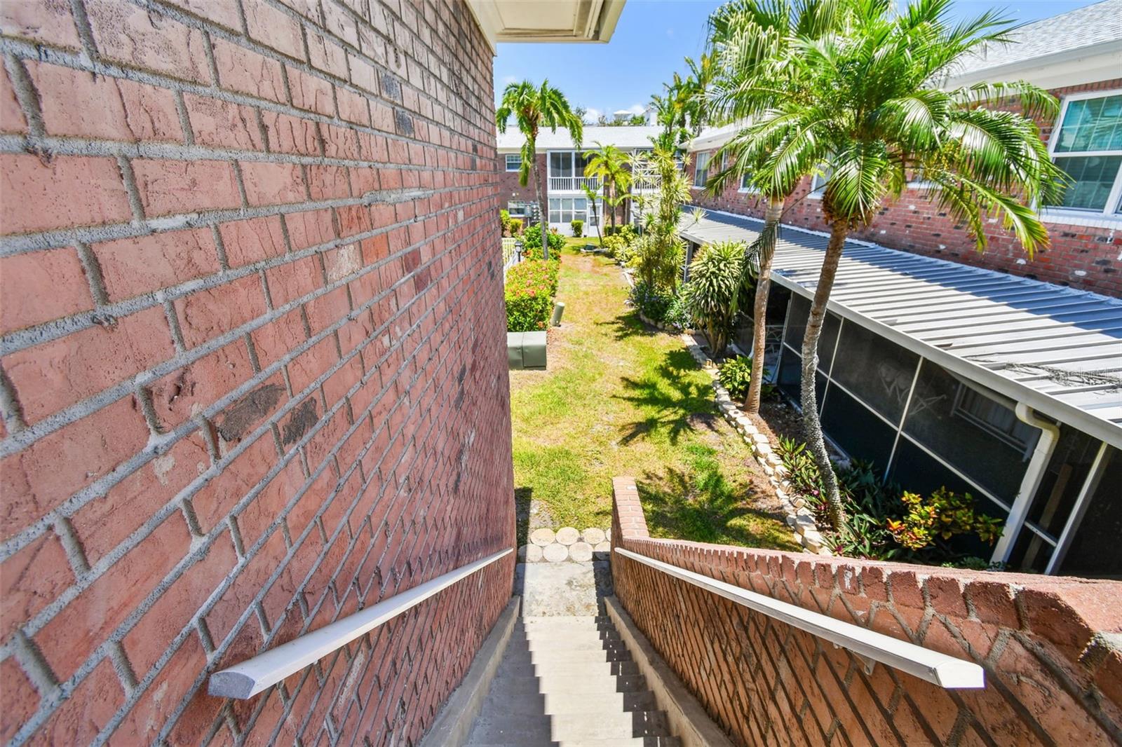 Image 21 of 28 For 3515 41st Terrace S 224