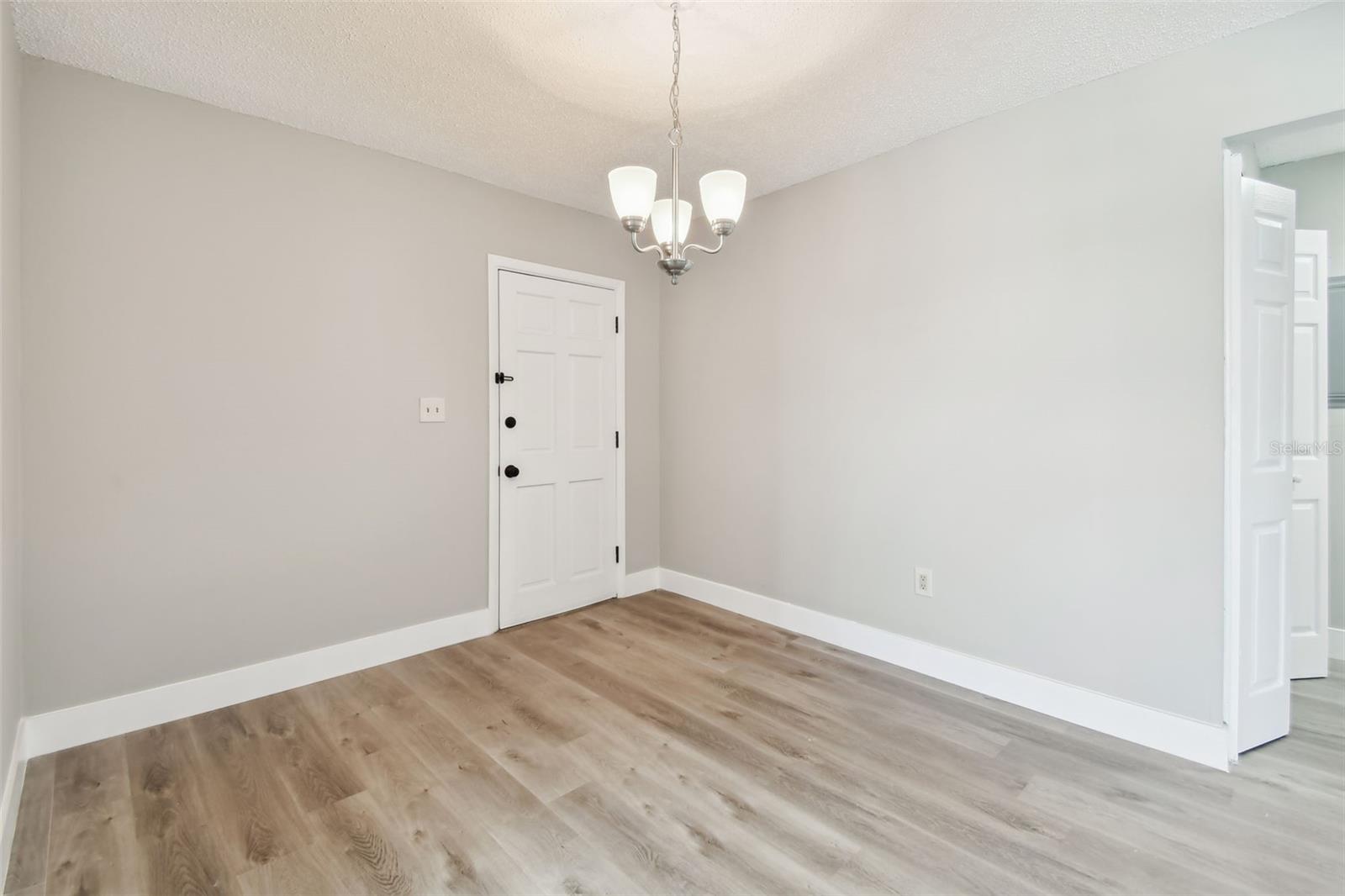 Image 4 of 28 For 3515 41st Terrace S 224