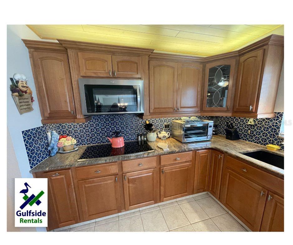 Image 18 of 39 For 210 Elmwood Circle 210