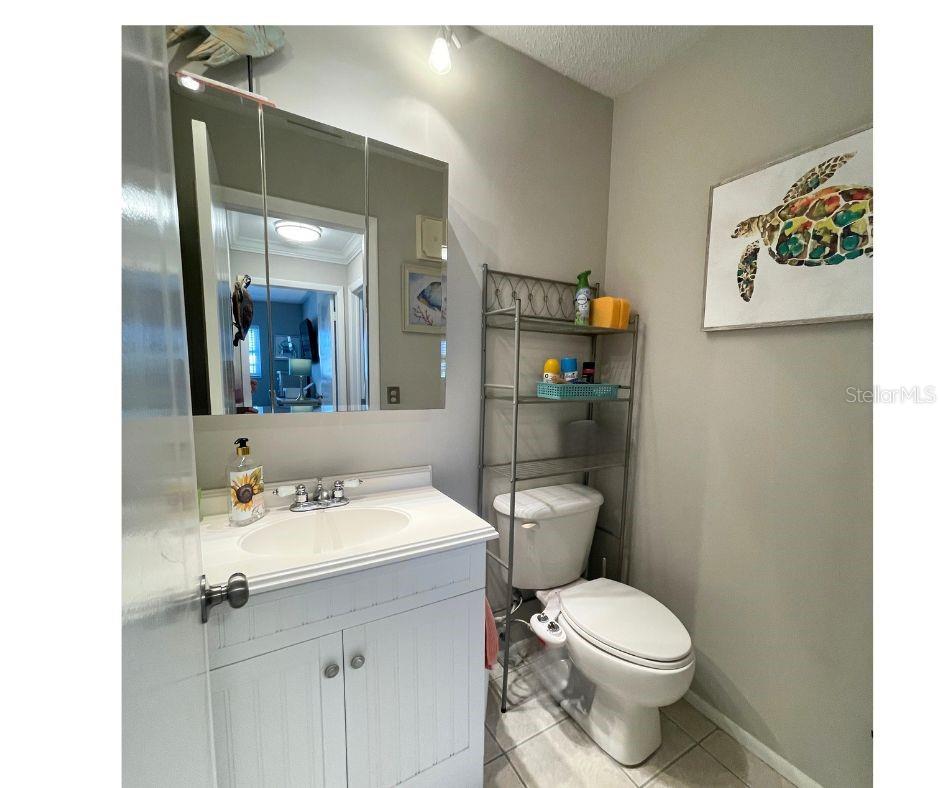 Image 24 of 39 For 210 Elmwood Circle 210