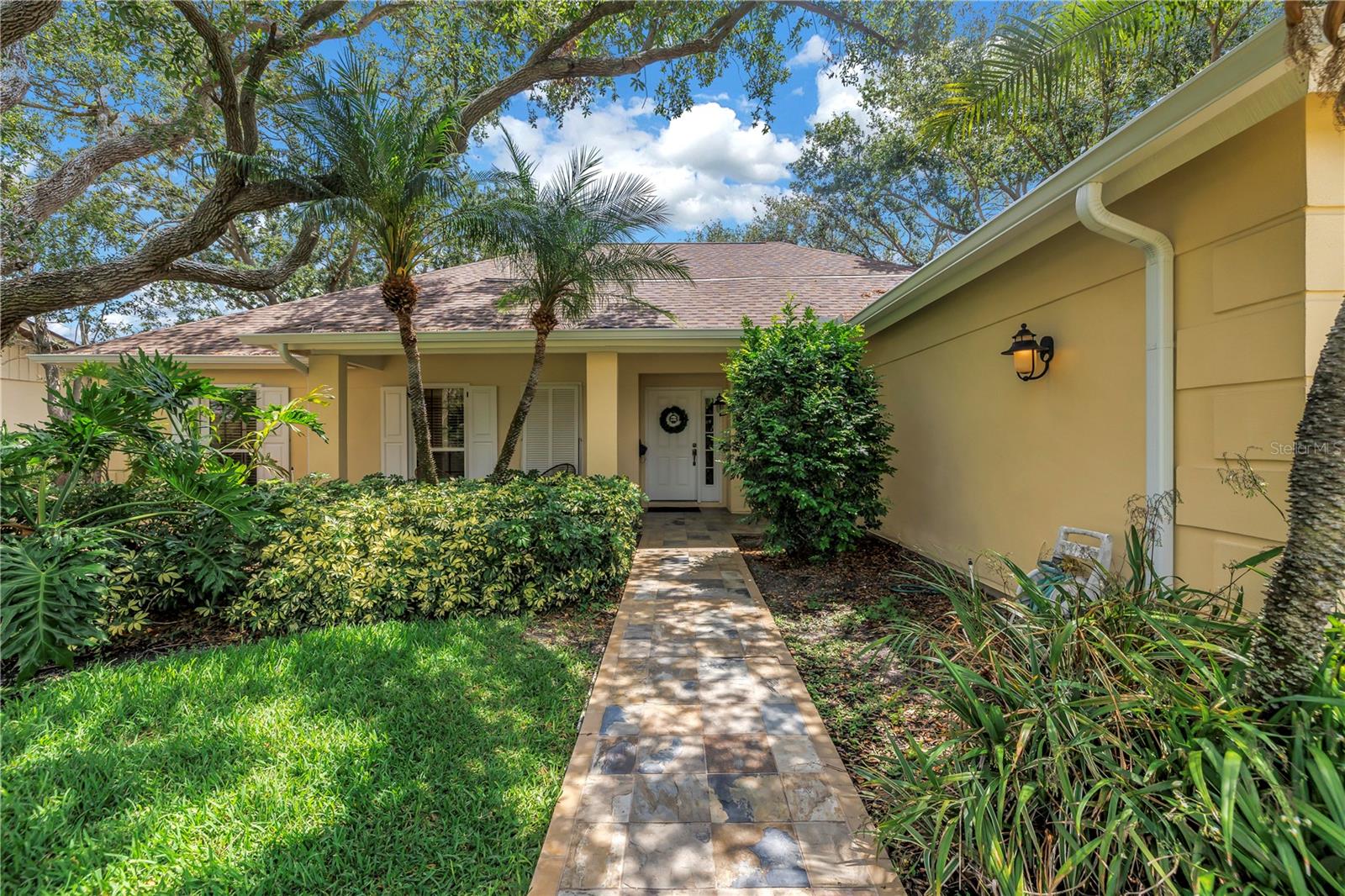 Details for 8127 Siquita Drive Ne, ST PETERSBURG, FL 33702