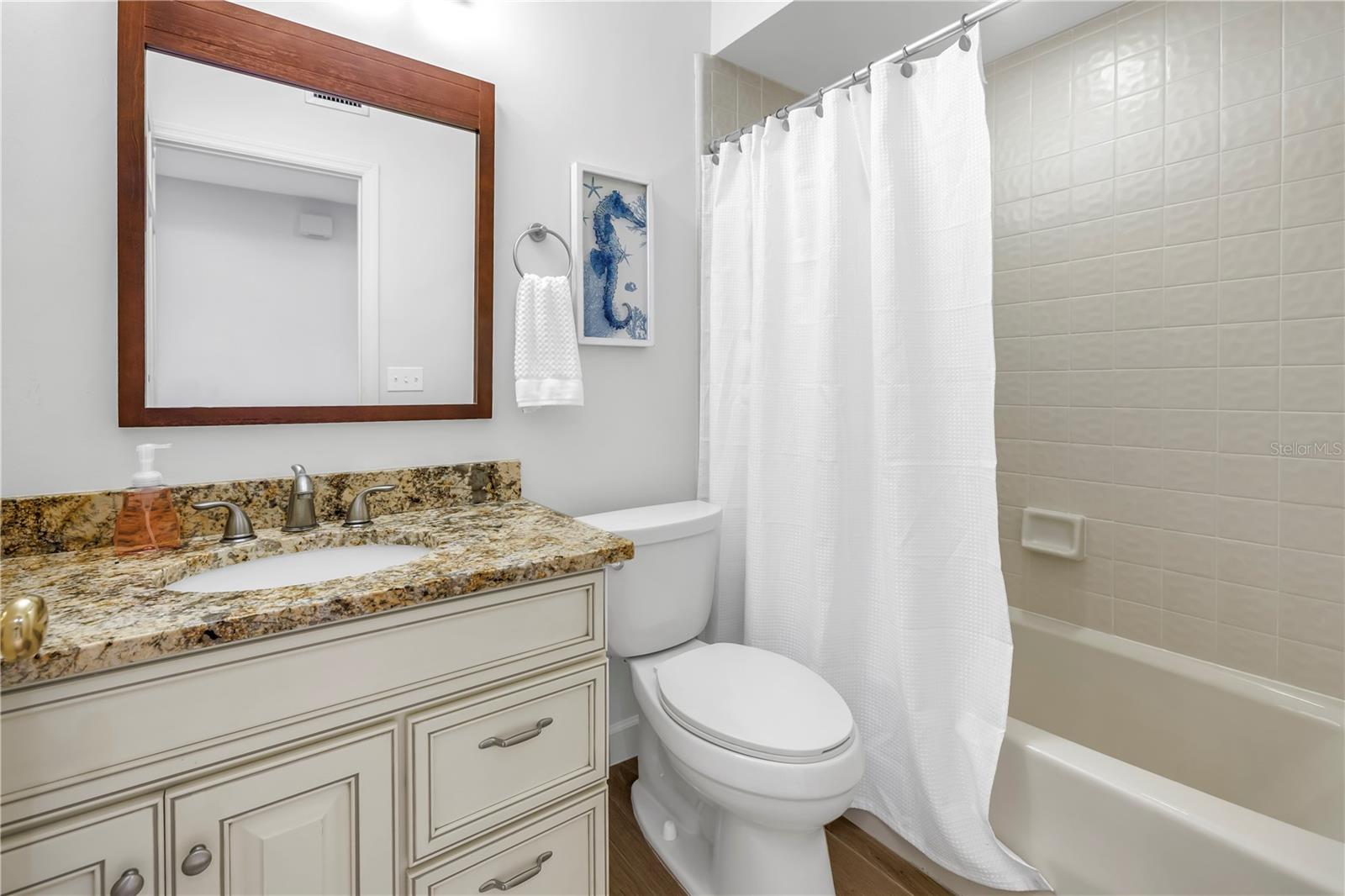 Image 41 of 47 For 8127 Siquita Drive Ne